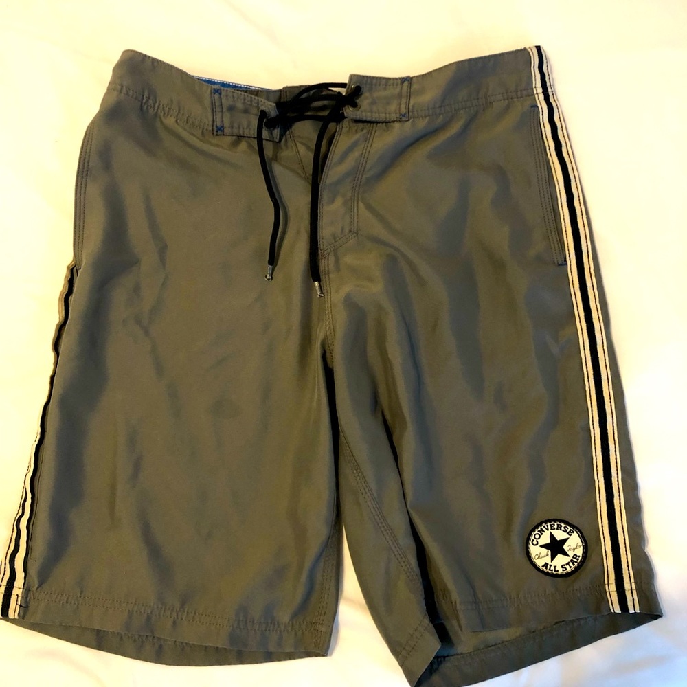 Converse Chuck Taylor All Star Board Shorts mens size 32 Waist - Picture 1 of 4
